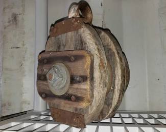 #12510 • Antique Pulley

