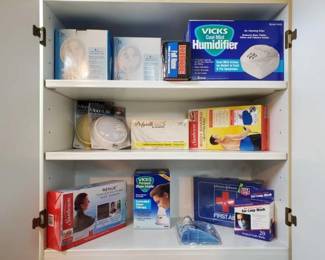 #9064 • New Medical Supplys, Thermometer, Humidifier And More
