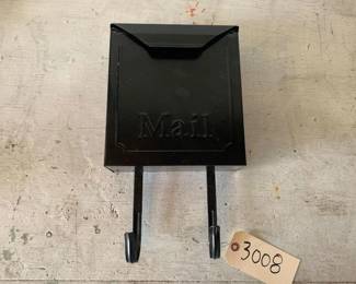 #12068 • Black Metal Mail Box
