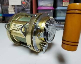 #2332 • Penn Reels 30 International
