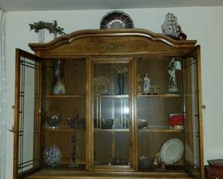 #9022 • Decorative Bowls, Decorative Plate, Vases, Figurines, And More
