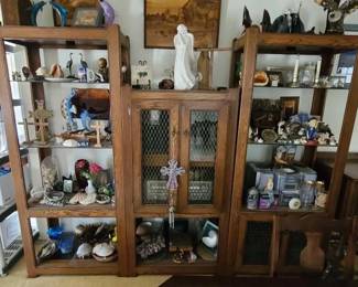 #9052 • Shells, Dolphin Figurines, Crucifix, Figurines, Jewelry Boxes, and More!
