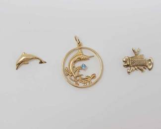 #692 • 3 14k Gold Pendants, 7.9g
