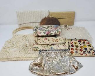 #590 • 9 Vintage Purses
