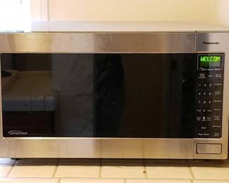 #14036 • Panasonic Microwave
