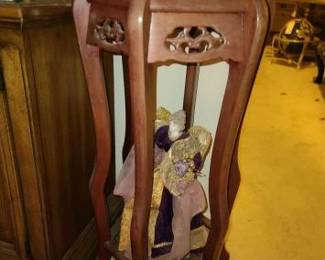 #14034 • End Table
