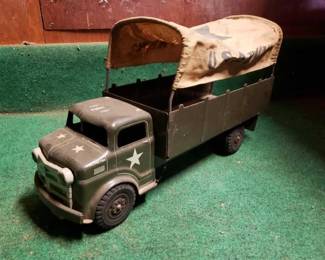 #8584 • Vintage Marx Lumar US Army Truck with Canvas Top

