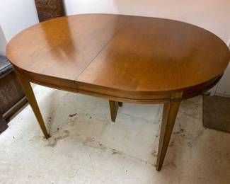 #14526 • Dining Table
