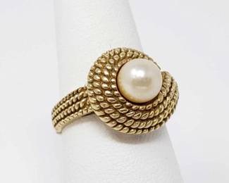 #543 • 14k Gold Pearl Ring, 6.1g
