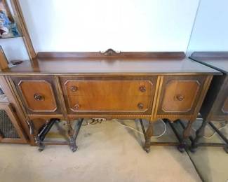#14044 • Vintage Wooden Buffet
