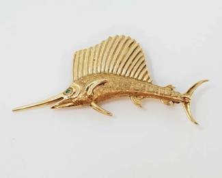 #690 • 14k Gold Swordfish Pin, 9.3g
