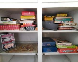 #13042 • Vintage Board Games
