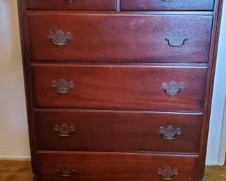 #13524 • Vintage Kling Dresser
