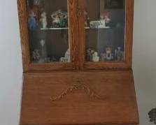 #11604 • Vintage Wooden Secretary Desk
