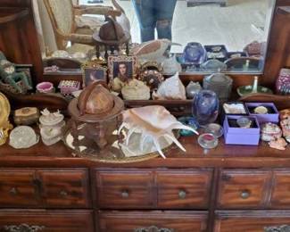 #9062 • Picture Frames, Figurines, Jewelry Boxes, and More!
