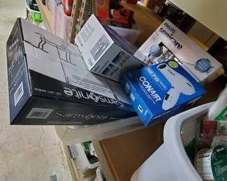 #9082 • New Philips Tooth Brush Set, Hair Dryer, Hand Blender, Door Rack
