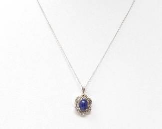 #685 • 14k Gold Necklace With Diamond Pendant, 2.6g
