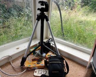 #9026 • Camera's, Film, and Tripod
