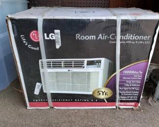 #2052 • LG Room Air - Conditioner
