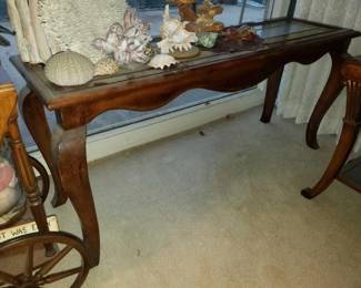 #14506 • Entry Way Table
