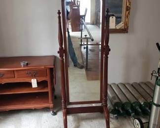 #2518 • Free Standing Full Length Mirror
