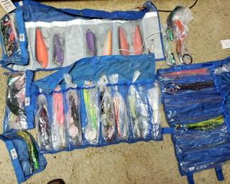 #2360 • Approx 31 Lures
