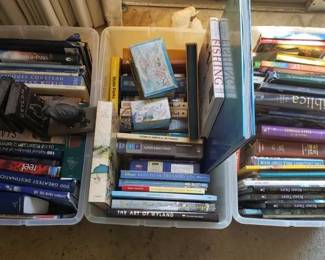 #2022 • 3 Totes of Books
