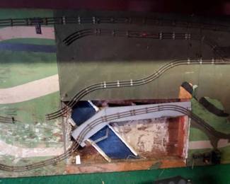 #13016 • G Scale Model Train Track Landscape
