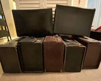 #14504 • 7 Vintage Leather Briefcases
