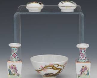Five Chinese Porcelain Items