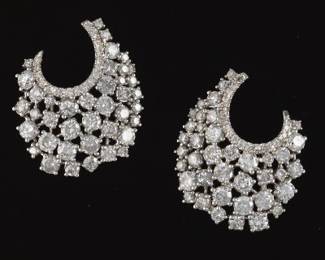 A Pair of 7.50 Carat Diamond Earrings 