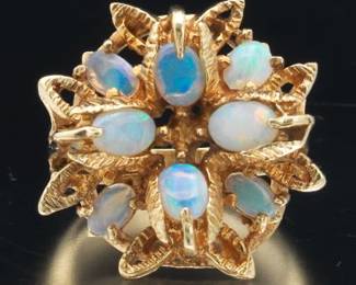 Ladies Gold and Opal Ring 