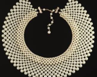 Ladies Impressive Gold Tone Metal and Faux Pearls Radiant Collar Bib Necklace 