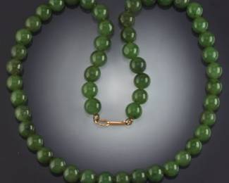 Ladies Nephrite Bead Necklace 