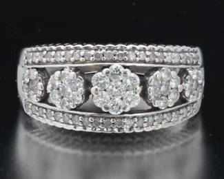 Ladies Gold and Diamond Ring 
