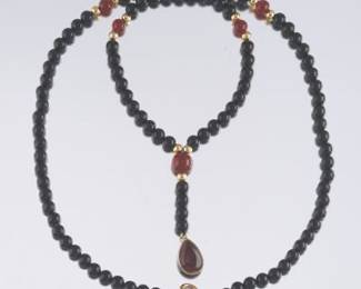 Ladies Gold, Black Onyx and carnelian Necklace 