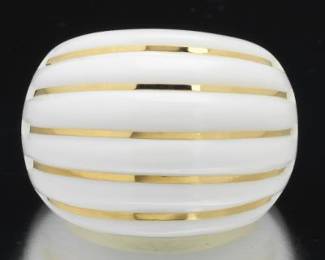 Ladies Milor Italian Gold and White Onyx Fashion Dome Ring 