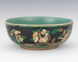 Kangxi Famille Noire Bowl