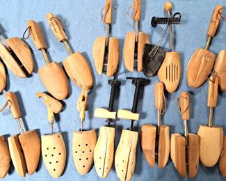 WOOD SHOE STRETCHER LOT