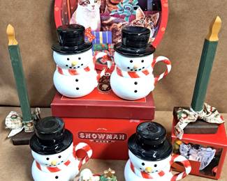 CHRISTMAS LOT SNOWMAN MUGS