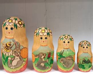 RUSSIAN NESTING DOLLS EASTER SPRING