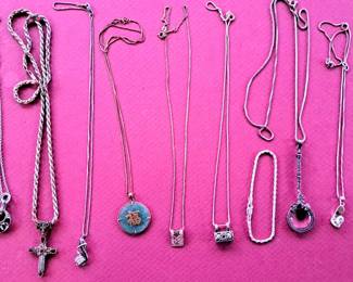 STERLIGN & MORE LADIES NECKLACES LOT