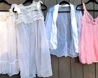 VINTAGE LADIES CLOTHING NIGHTIES SILKY