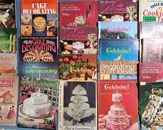 VINTAGE CAKE DECORATION BOOK MAGAZINES