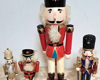 NUTCRACKERS LOT