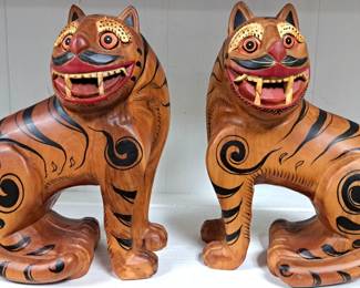 COOL ASIAN KOREAN CATS