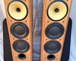 B&W HIGH END STEREO SURROUND SPEAKERS