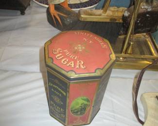 Antique collectilbe tin