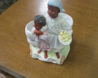 Mammy and child bisque