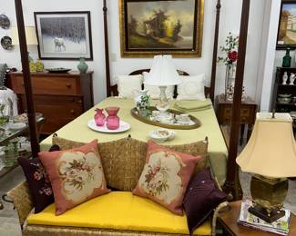 Baker Mahogany Charleston reproduction Chippendale period reproduction four poster bed, wicker and medal love seat, 